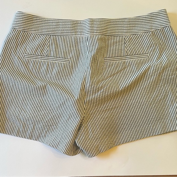 J Crew Seersucker Shorts Size 6 - Picture 9 of 15
